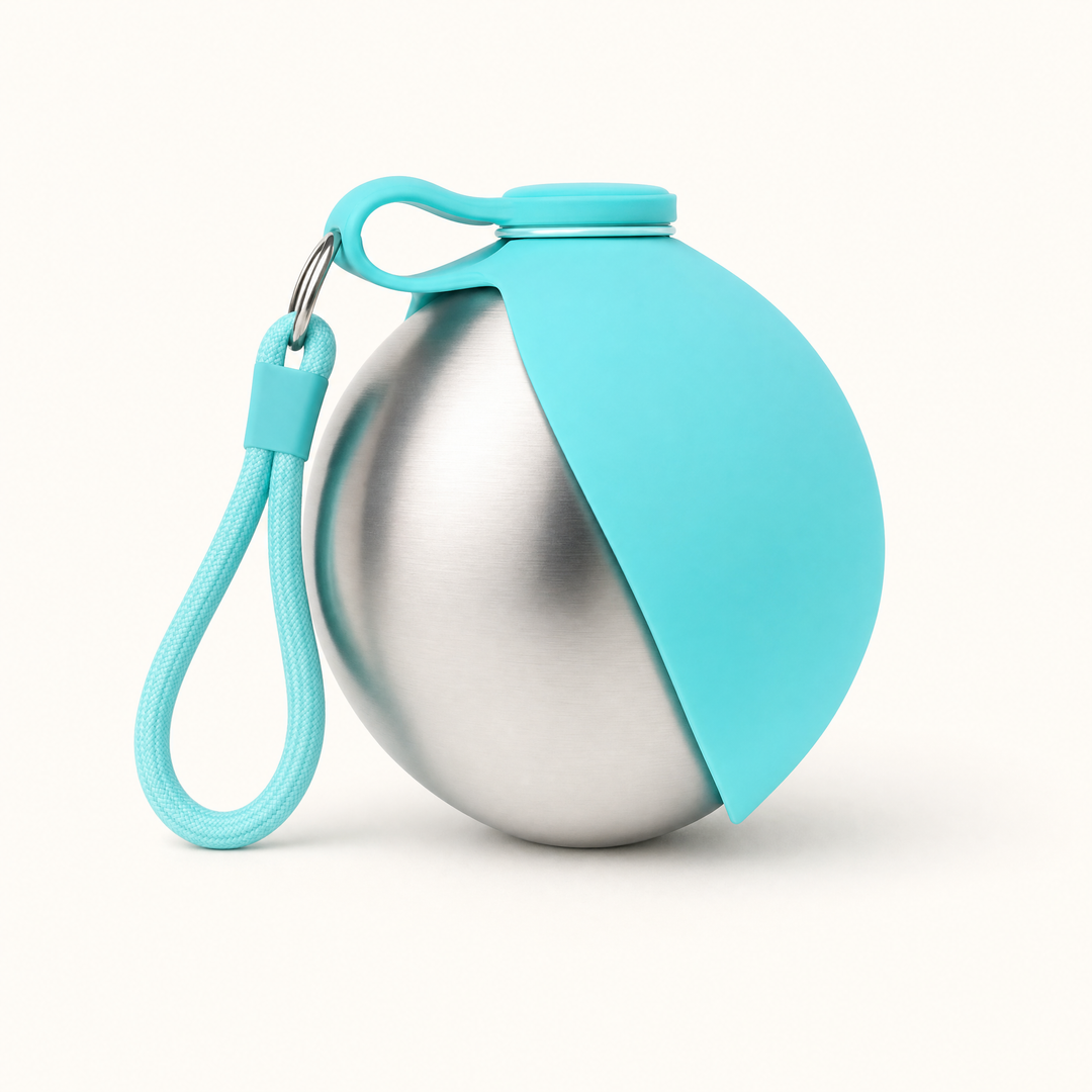 Sip Sphere dog water bottle — Aqua