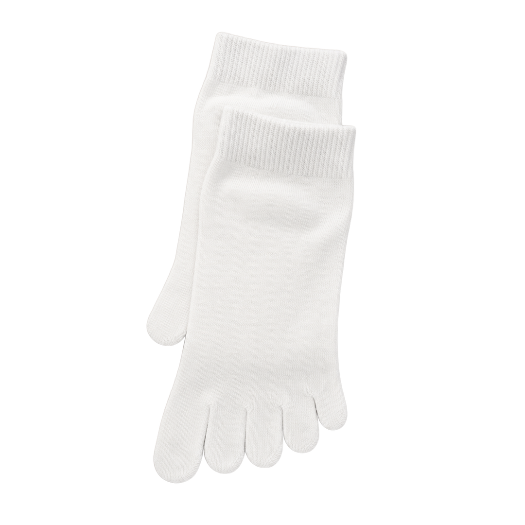 Pentoe white toe socks cutout